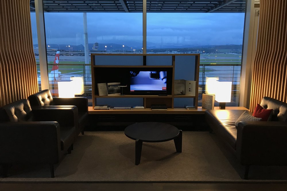 Swiss First Class Lounge Zurich – Seating area