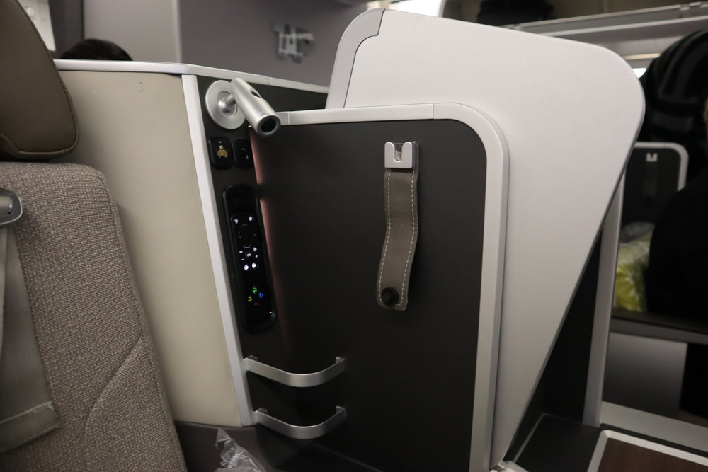 TAP Air Portugal business class – Tray table