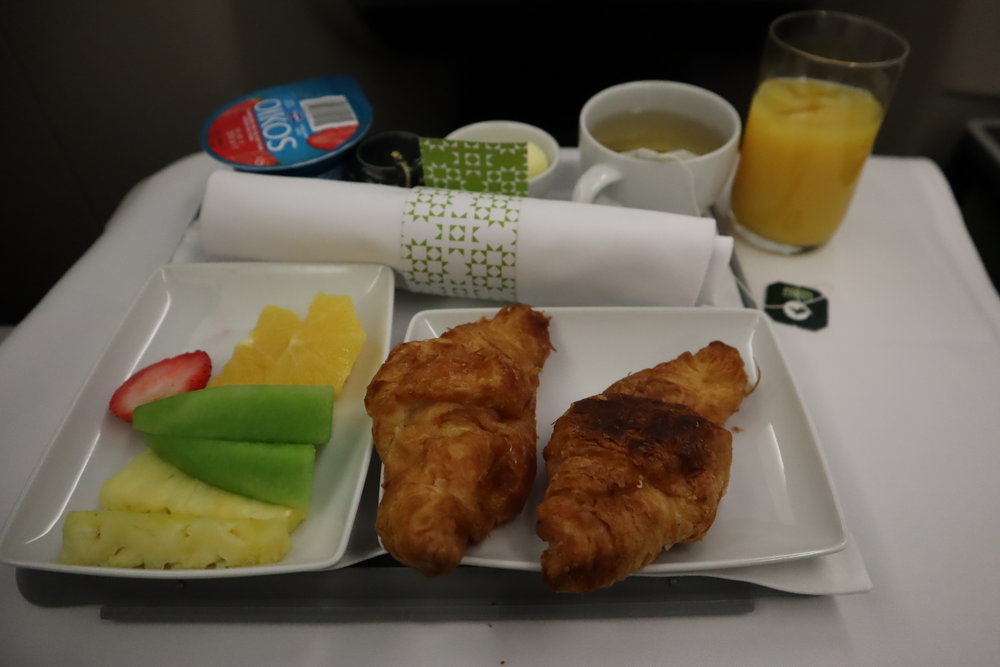 TAP Air Portugal business class – Pre-arrival meal