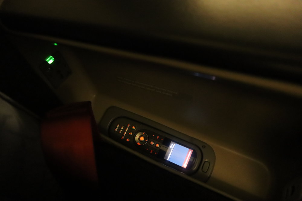 Turkish Airlines 777 business class – Entertainment controls and power port