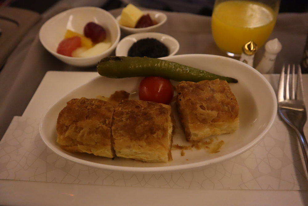 Turkish Airlines 777 business class – Pre-arrival meal