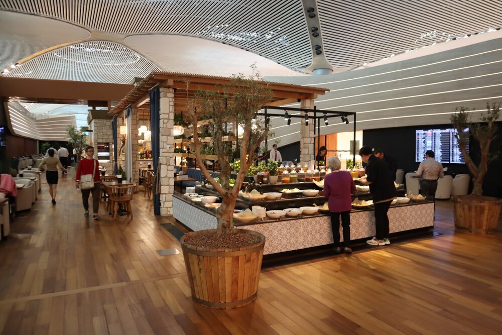 Turkish Airlines Business Lounge Istanbul – Meze station