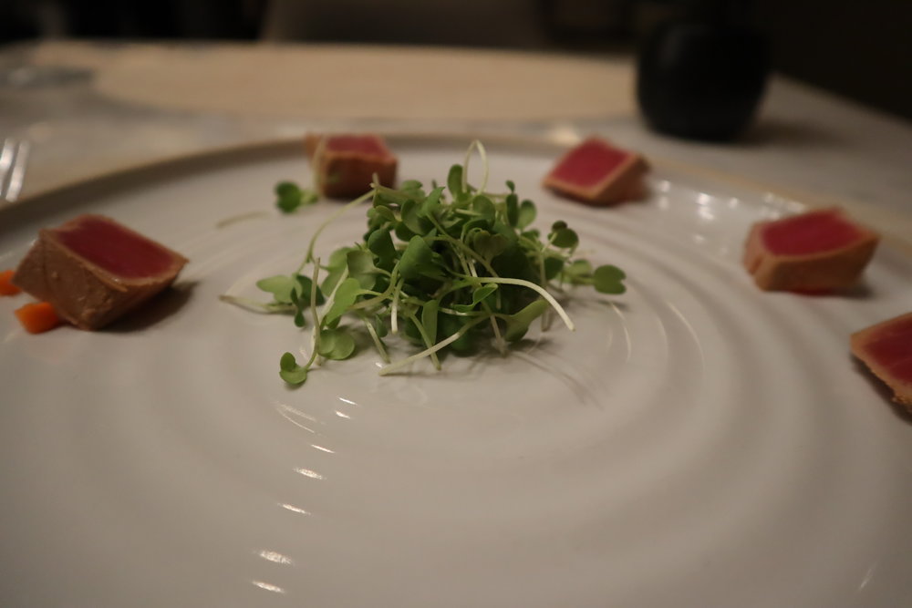 United Polaris Lounge Chicago – Tuna tataki