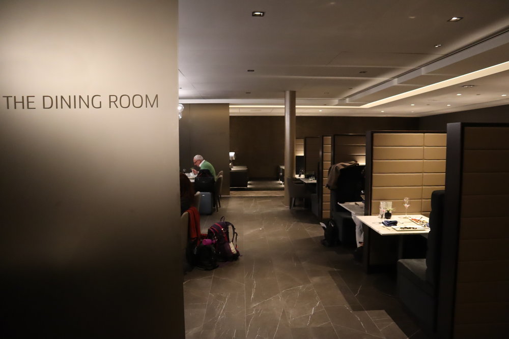 United Polaris Lounge Chicago – Dining Room