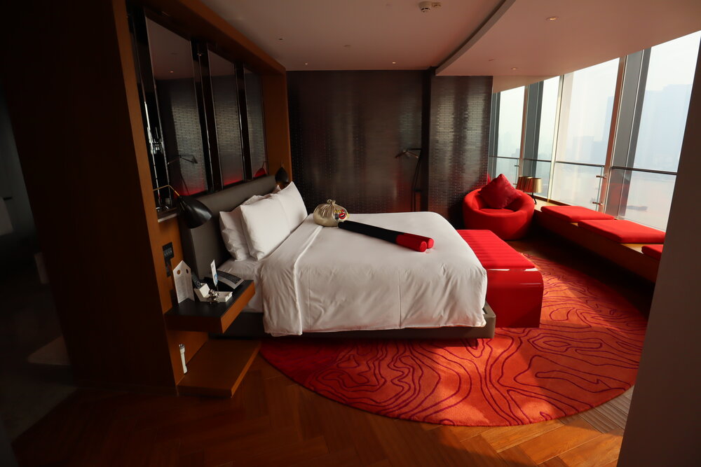 W Shanghai The Bund – Fantastic Bund View Suite bedroom