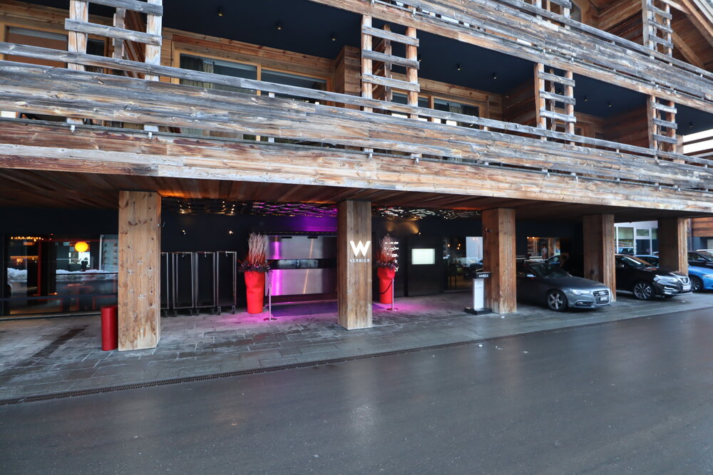 W Verbier – Entrance