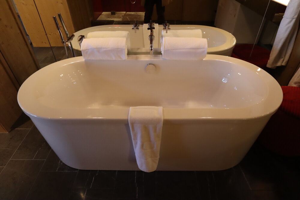 W Verbier – Sublime Suite bathtub