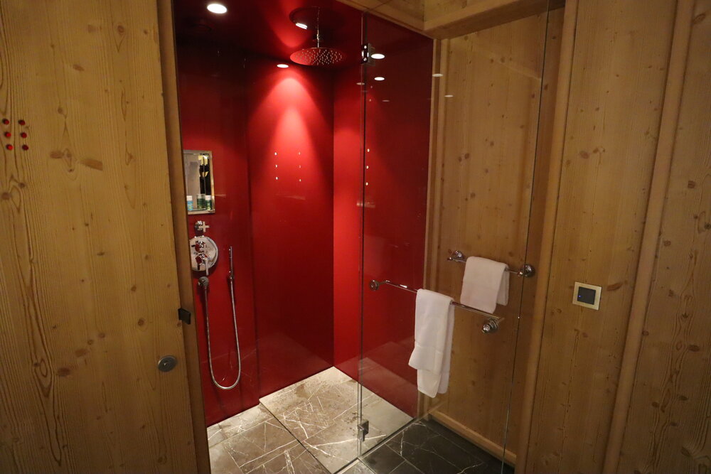 W Verbier – Sublime Suite shower