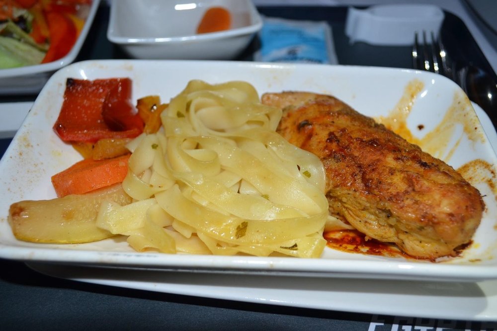 EgyptAir 787 business class – Roasted chicken breast with barbecue sauce