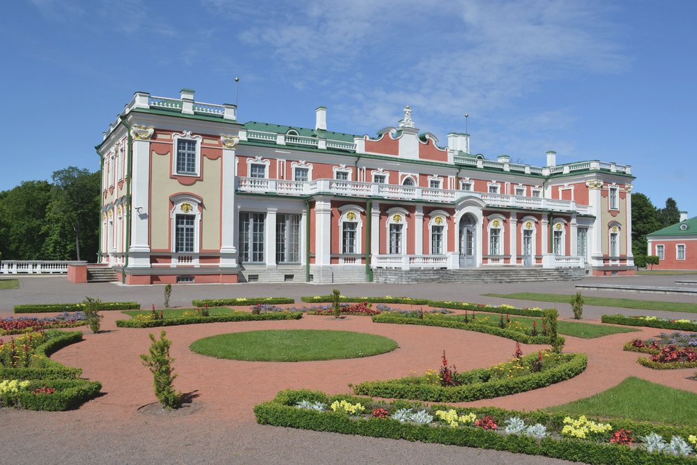 Kadriorg Palace