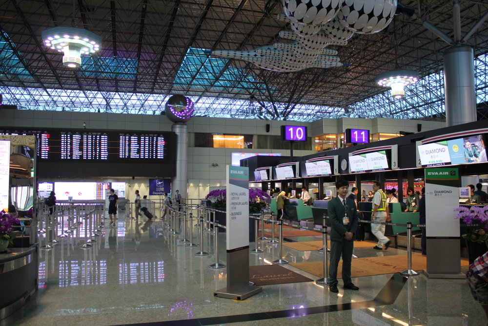 Taipei Taoyuan Airport – EVA Air check-in