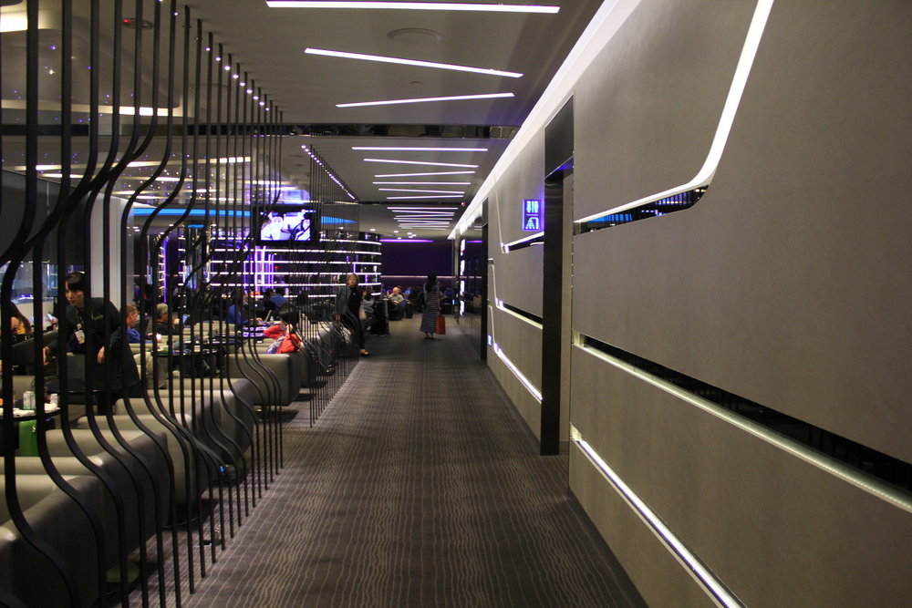 The Infinity Lounge by EVA Air – Hallway