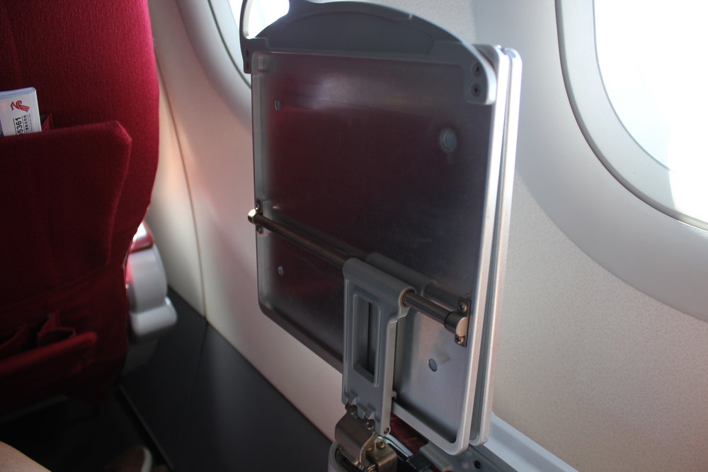 Shenzhen Airlines business class – Tray table