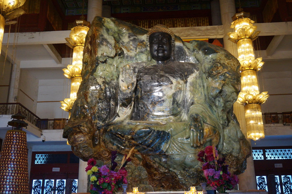 Jade Buddha Palace – Buddha sculpture closeup