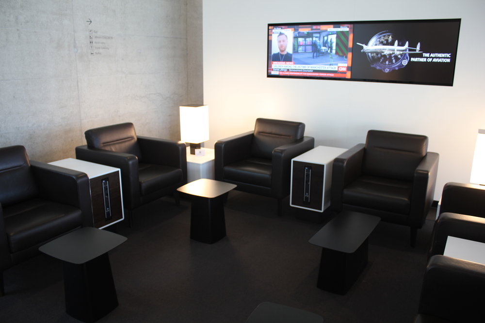 Swiss Senator Lounge Zurich – Seating area