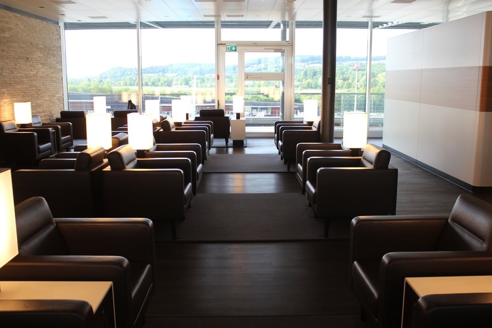 Swiss Senator Lounge Zurich – Seating area