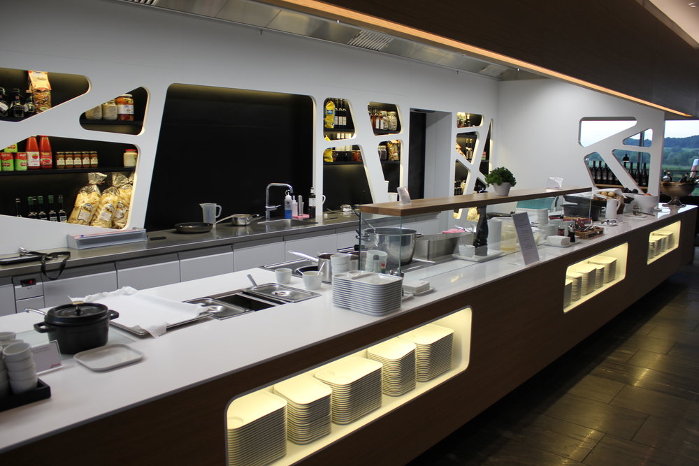 Swiss Business Lounge Zurich – Kitchen