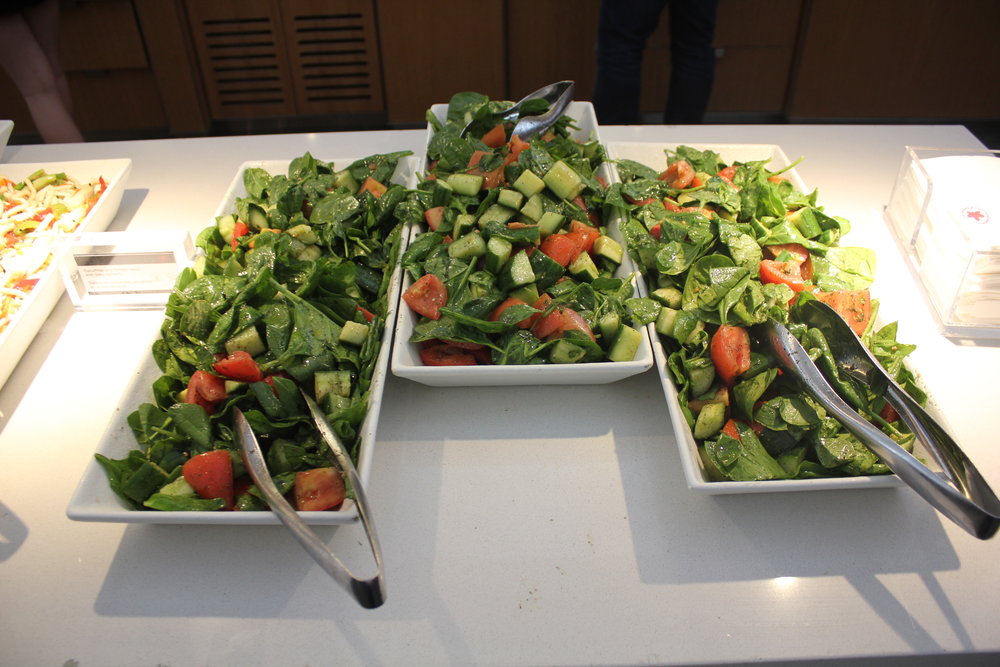 Air Canada Maple Leaf Lounge Toronto (International) – Food spread