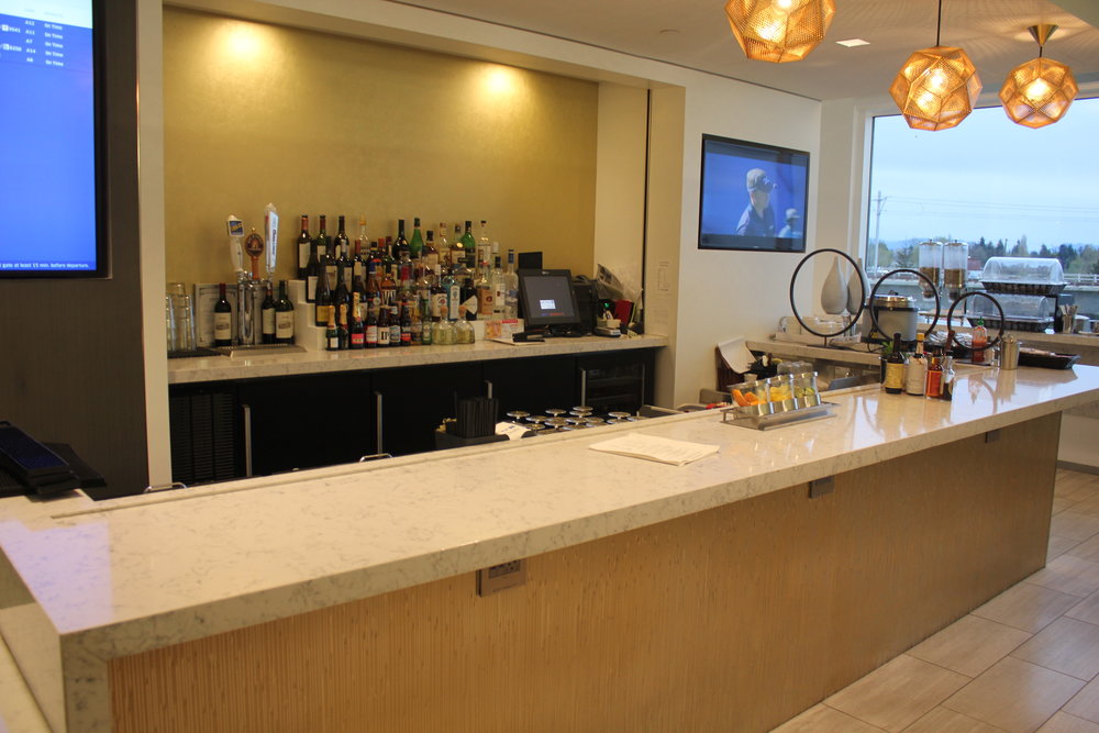 United Club Seattle – Bar