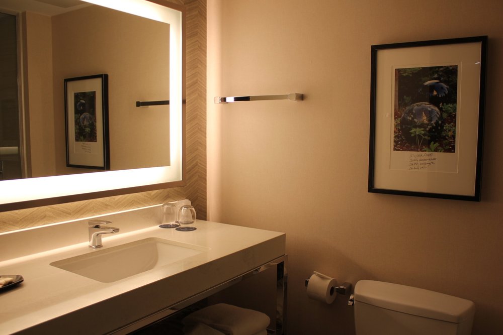 Sheraton Seattle – Bathroom