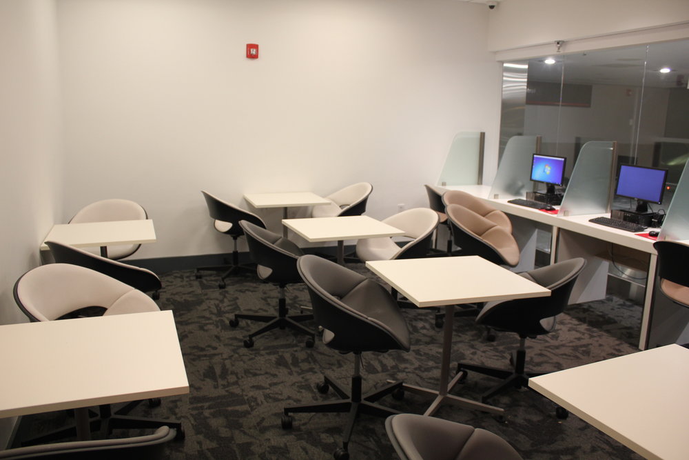 Avianca Lounge Miami – Workstations