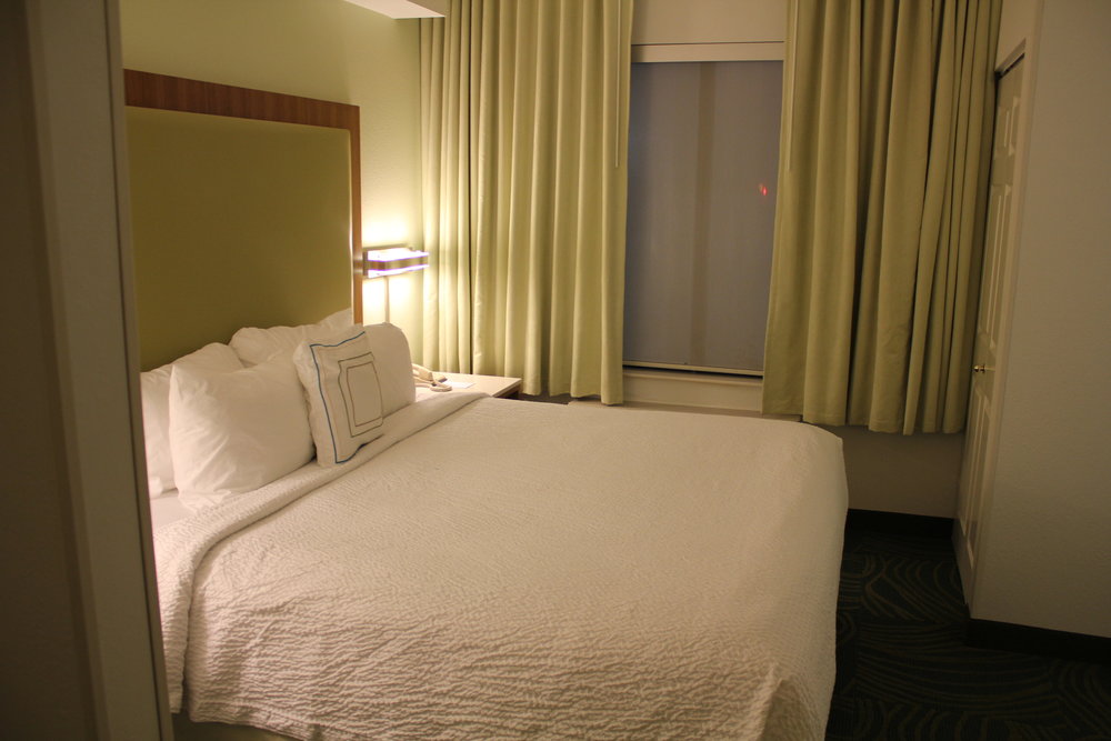 SpringHill Suites Charlotte Airport – Bedroom