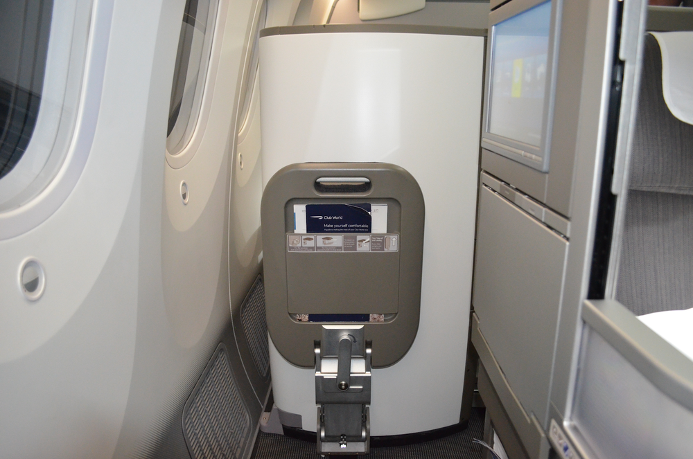 British Airways 787 business class – Footrest