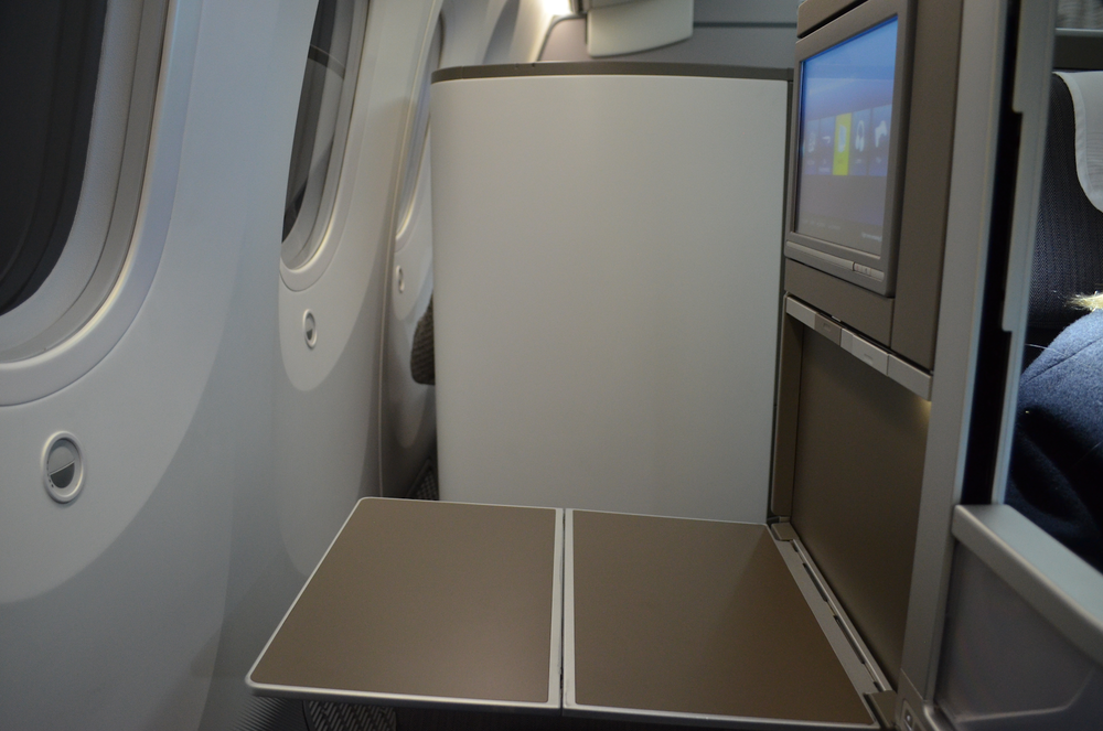 British Airways 787 business class – Tray table