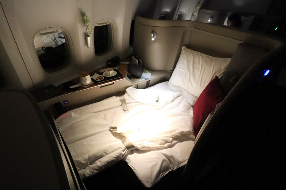 Cathay Pacific First Class – Bed