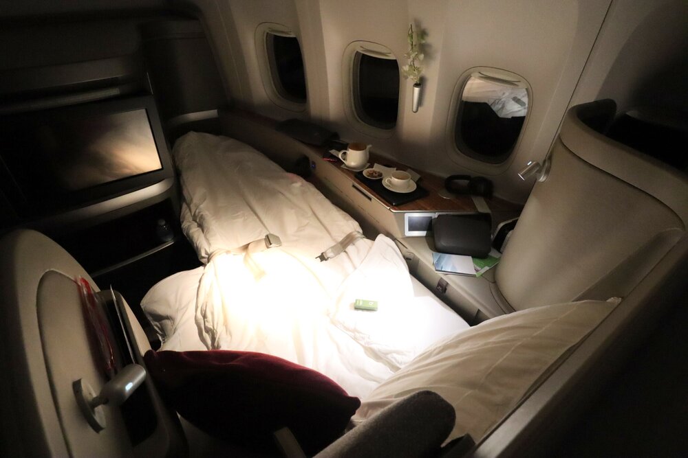 Cathay Pacific First Class – Bed