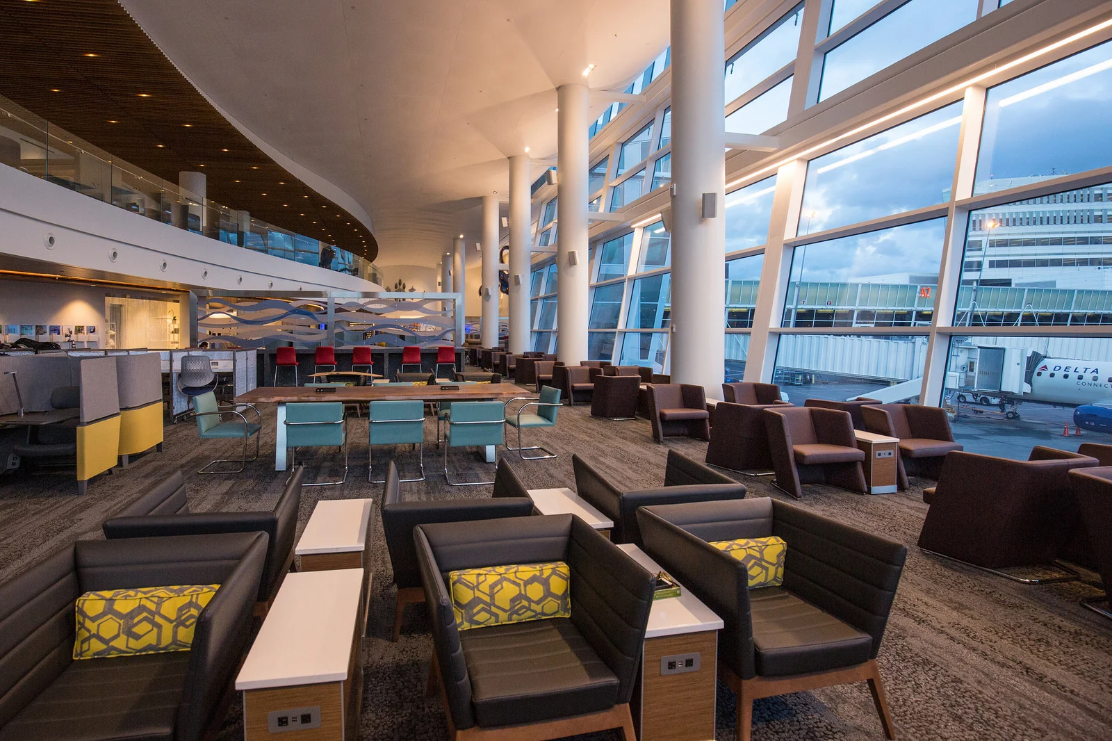 Photos of Delta sky club.