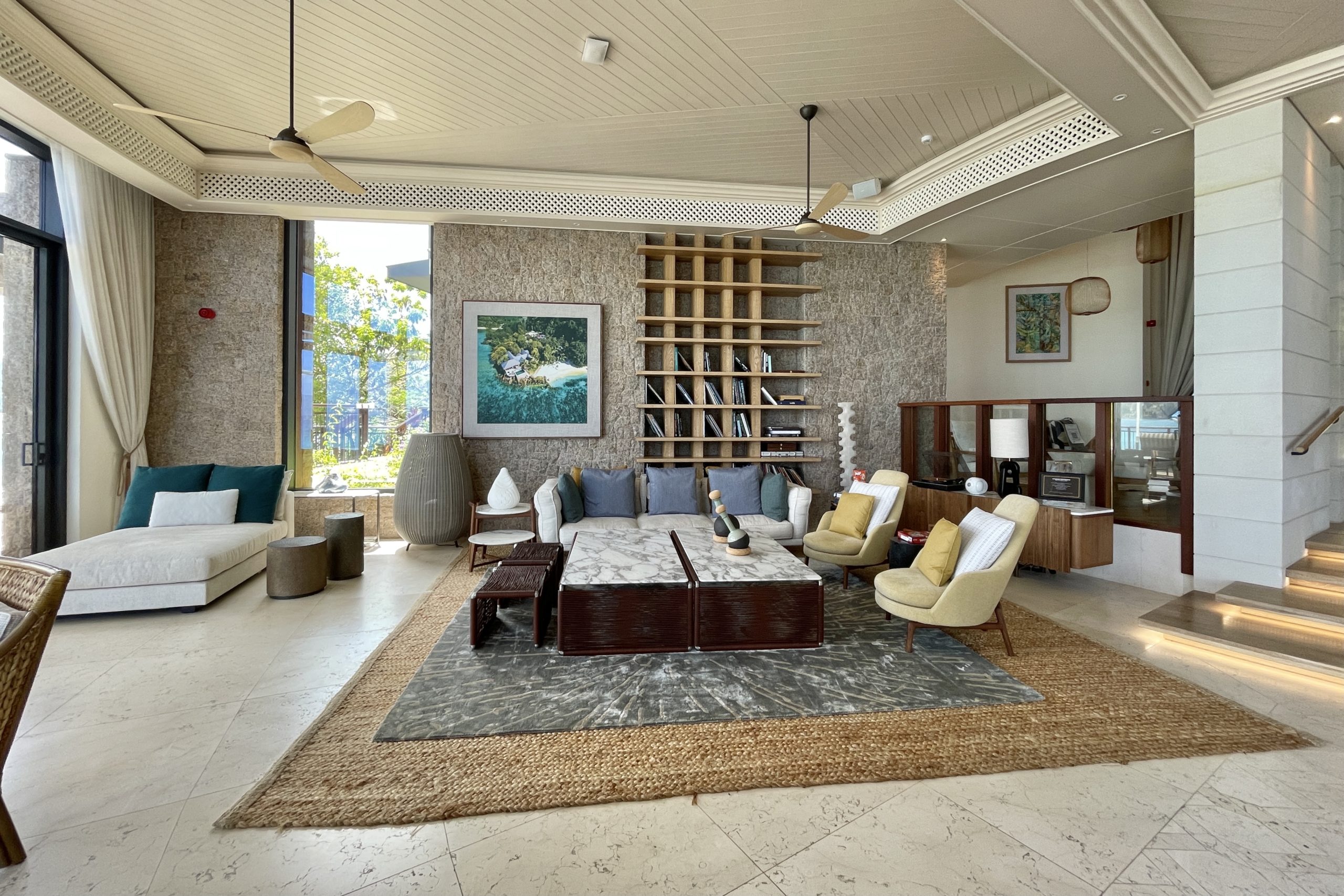 Mango House Seychelles – Main House common area