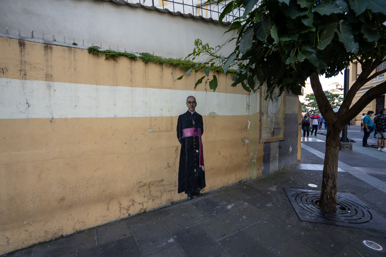 San Salvador Metropolitan Cathedral – Romero mural