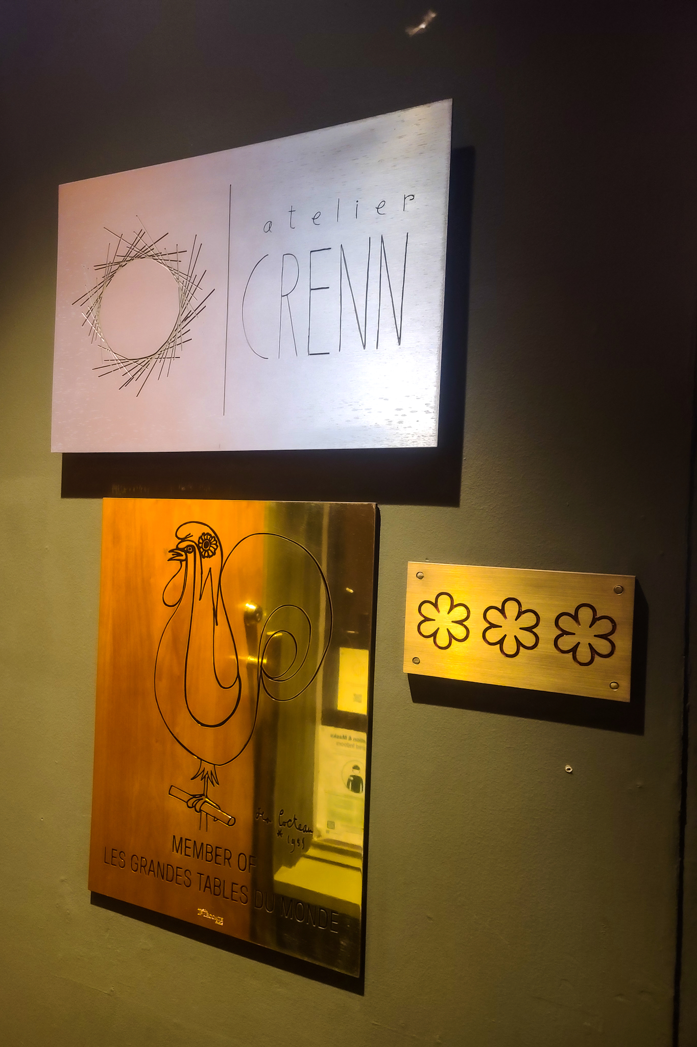 Atelier Crenn – Three Michelin stars sign