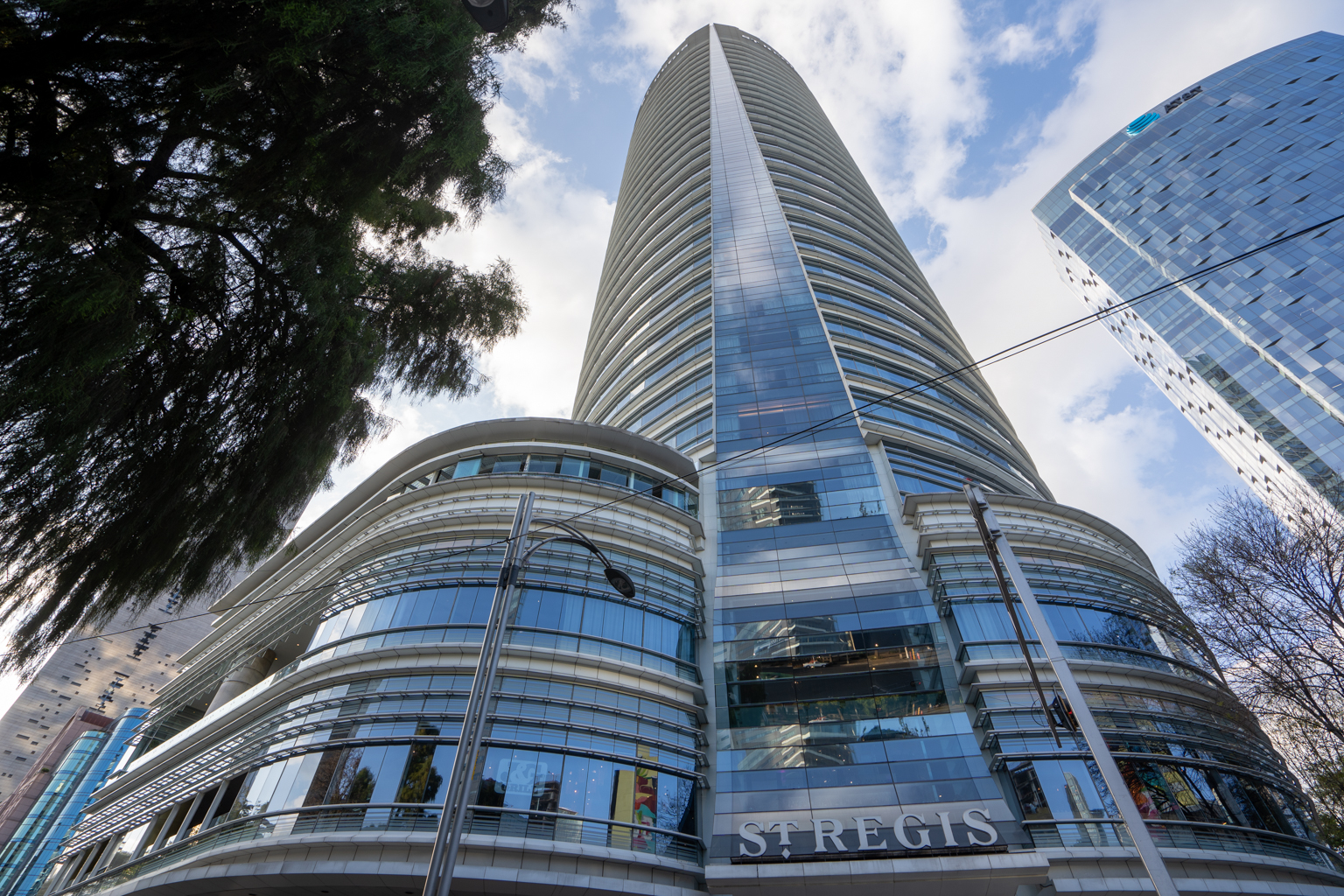 St. Regis Mexico City – Exterior