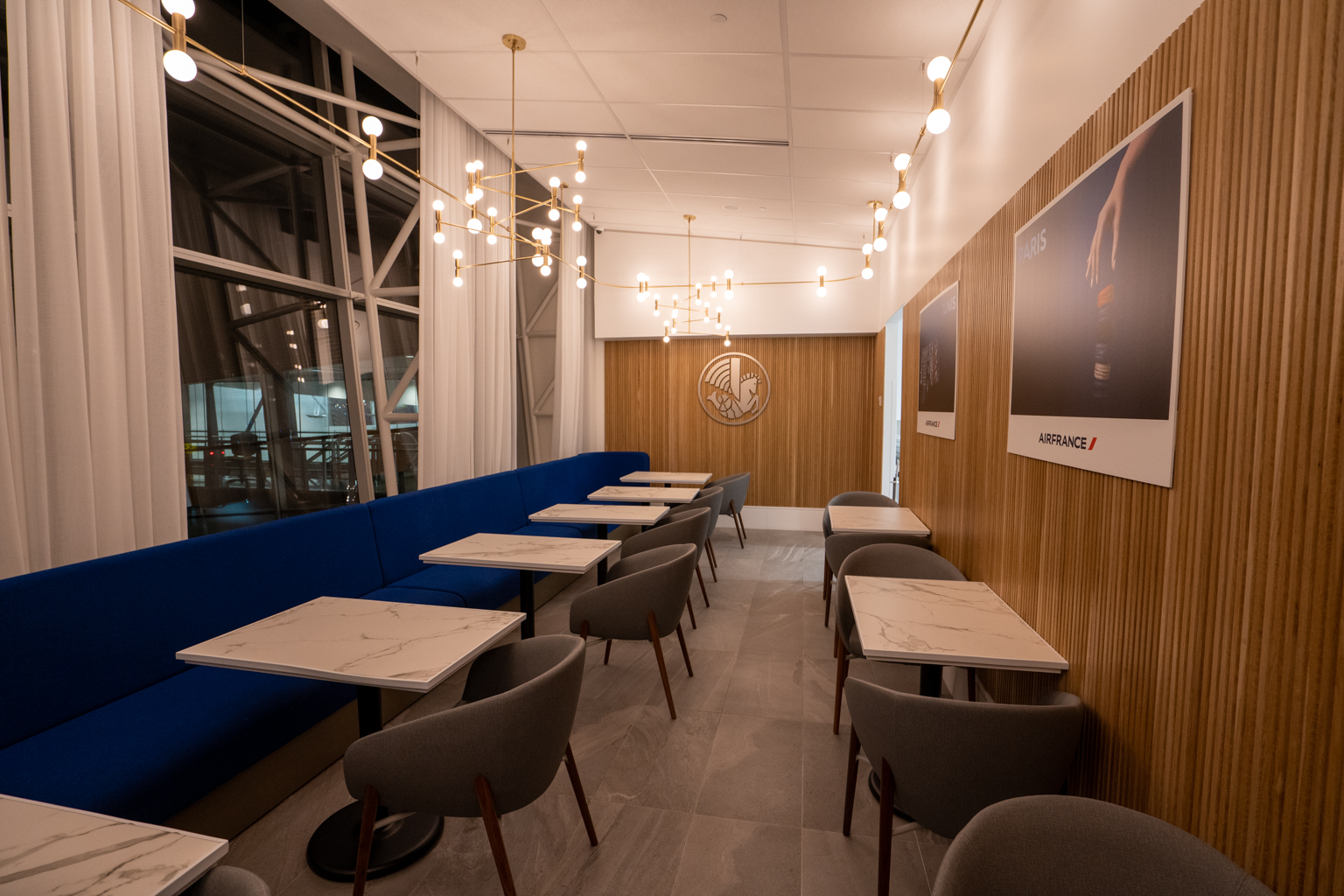 Air France Lounge Montreal – Dining area