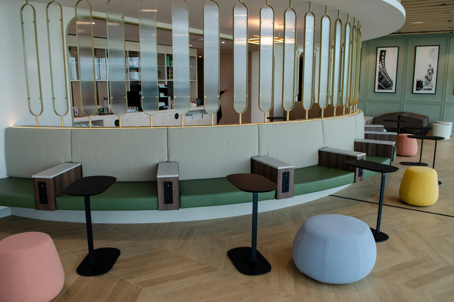 Star Alliance Lounge Paris-52