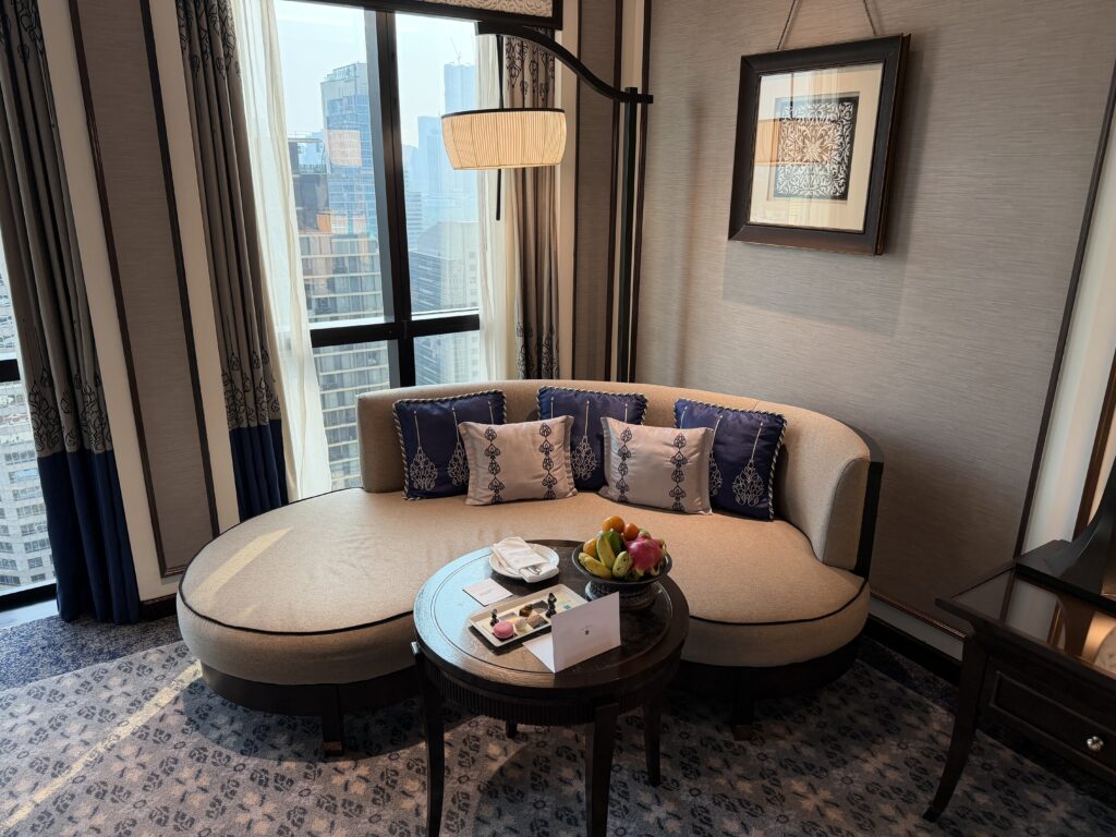 The Athenee Hotel Bangkok Royal King Sofa
