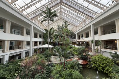 dusit thani pattaya lobby 2